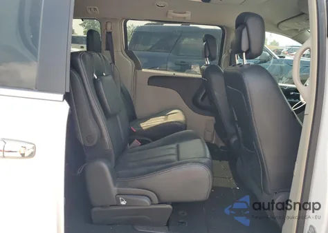 2015 Chrysler Town & Country Touring L z USA, uszkodzony, nr VIN 2C4RC1CGXFR674703